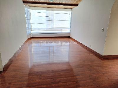 Apartamento de 2 alcobas en venta en Nueva Autopista Los Cedros, Bogotá, 70 m² · foto 3 de 15