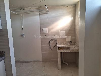 Apartamento de 2 alcobas en venta en Nueva Autopista Los Cedros, Bogotá, 70 m² · foto 8 de 15