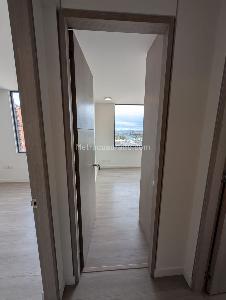 Apartamento de 3 alcobas en venta en Ciudad Salitre, Bogotá, 116 m² · foto 16 de 18