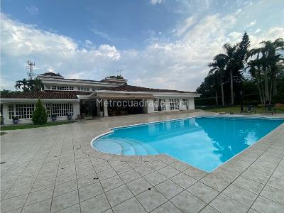 Casa de 5 alcobas en venta en Pance, Cali · foto 4 de 20