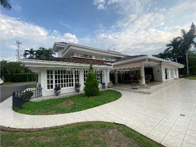Casa de 5 alcobas en venta en Pance, Cali · foto 8 de 20
