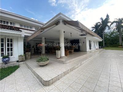 Casa de 5 alcobas en venta en Pance, Cali · foto 10 de 20