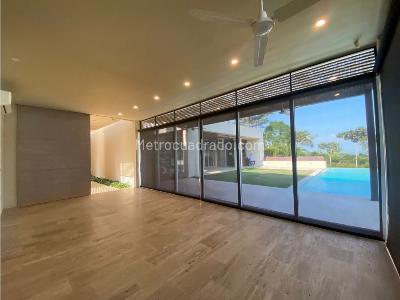 Casa de 5 alcobas en venta en Pance, Cali · foto 3 de 20