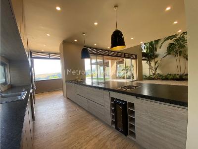 Casa de 5 alcobas en venta en Pance, Cali · foto 4 de 20
