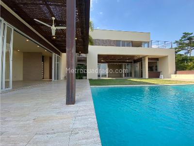 Casa de 5 alcobas en venta en Pance, Cali · foto 17 de 20