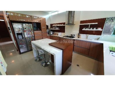 Casa de 5 alcobas en venta en Ciudad Jardin, Cali, 1190 m² · foto 10 de 20
