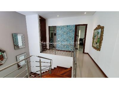 Casa de 5 alcobas en venta en Ciudad Jardin, Cali, 1190 m² · foto 13 de 20