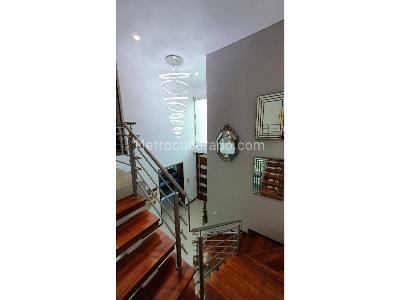 Casa de 5 alcobas en venta en Ciudad Jardin, Cali, 1190 m² · foto 15 de 20