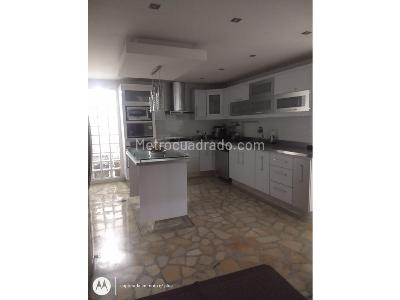 Casa de 4 alcobas en venta en El Gran Limonar, Cali, 542 m² · foto 9 de 20
