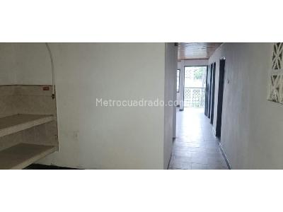 Casa de 5 alcobas en venta en Oriente, Cali, 213 m² · foto 4 de 6