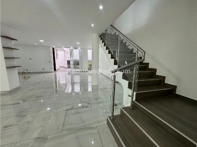 Casa de 4 alcobas en venta en Ciudad Jardin, Cali, 250 m² · foto 2 de 20