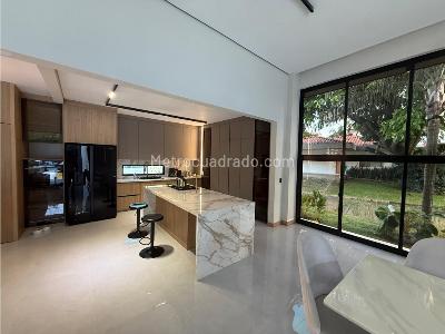 Casa de 5 alcobas en venta en Pance, Cali, 1070 m² · foto 6 de 12