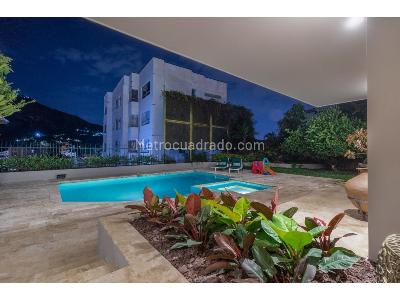 Casa de 5 alcobas en venta en Arboledas, Cali, 937 m² · foto 2 de 20