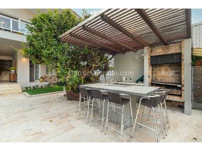 Casa de 5 alcobas en venta en Arboledas, Cali, 937 m² · foto 13 de 20