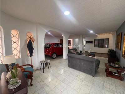Casa de 5 alcobas en venta en Camino Real, Cali, 352 m² · foto 12 de 19