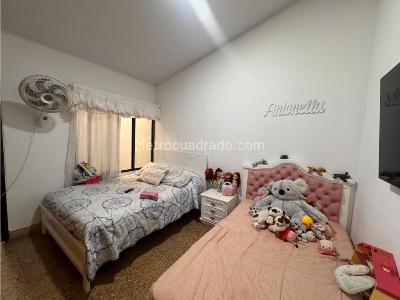 Casa de 5 alcobas en venta en Camino Real, Cali, 352 m² · foto 13 de 19