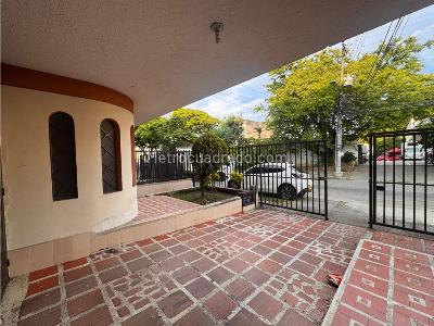 Casa de 5 alcobas en venta en Camino Real, Cali, 352 m² · foto 14 de 19