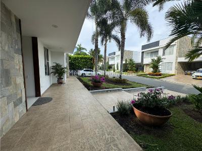 Casa de 5 alcobas en venta en Pance, Cali, 1150 m² · foto 2 de 20