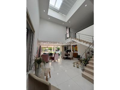 Casa de 5 alcobas en venta en Pance, Cali, 1150 m² · foto 4 de 20