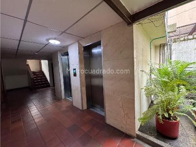 Apartamento de 4 alcobas en venta en Cañaveralejo, Cali, 105 m² · foto 18 de 20