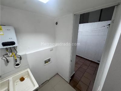 Apartamento en venta en Valle Del Lili, Cali · foto 7 de 18