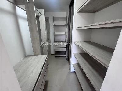 Apartamento en venta en Valle Del Lili, Cali · foto 17 de 18