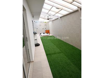 Casa de 4 alcobas en venta en Ciudad Jardin, Cali, 243 m² · foto 16 de 20