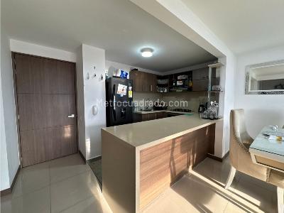 Apartamento de 3 alcobas en venta en Valle Del Lili, Cali, 85 m² · foto 2 de 13