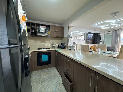 Apartamento de 3 alcobas en venta en Valle Del Lili, Cali, 85 m² · foto 8 de 13