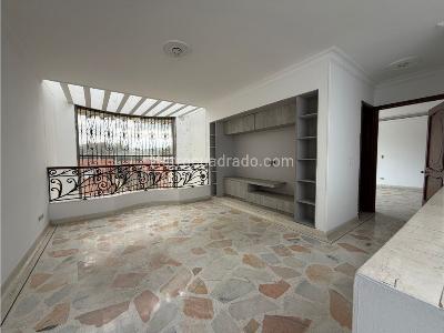 Casa de 5 alcobas en venta en El Ingenio, Cali, 450 m² · foto 4 de 20