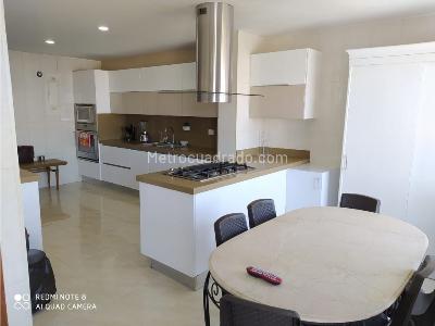 Apartamento de 4 alcobas en venta en Santa Teresita, Cali, 268 m² · foto 5 de 20