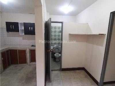 Casa de 5 alcobas en venta en Las Delicias, Cali, 240 m² · foto 12 de 15