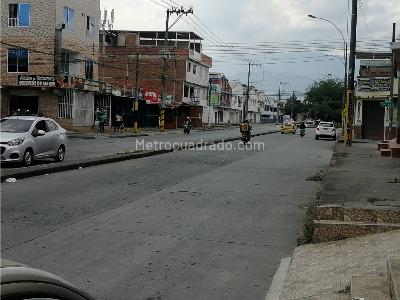 Casa de 5 alcobas en venta en Las Delicias, Cali, 240 m² · foto 13 de 15