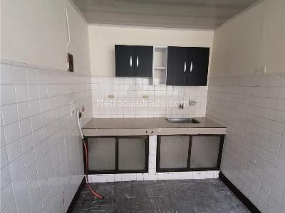 Casa de 5 alcobas en venta en Las Delicias, Cali, 240 m² · foto 6 de 15