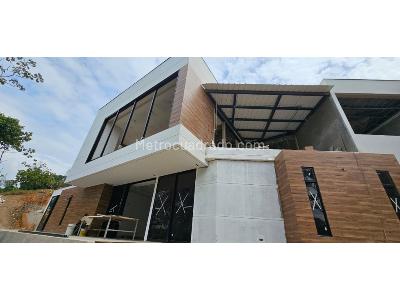 Casa de 5 alcobas en venta en Pance, Cali, 1550 m² · foto 2 de 20