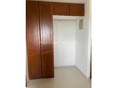 Apartamento de 4 alcobas en venta en Ciudad Jardin, Cali, 129 m² · foto 2 de 6