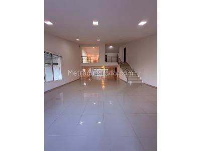 Casa de 5 alcobas en venta en Ciudad Jardin, Cali, 1050 m² · foto 4 de 20