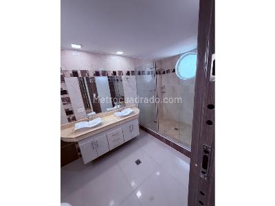 Casa de 5 alcobas en venta en Ciudad Jardin, Cali, 1050 m² · foto 5 de 20