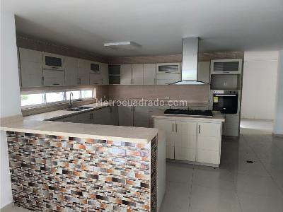 Casa de 5 alcobas en venta en Ciudad Jardin, Cali, 1050 m² · foto 16 de 20