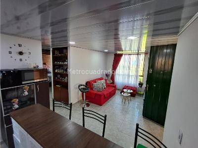 Apartamento en venta en San Jose, Bogotá · foto 2 de 18