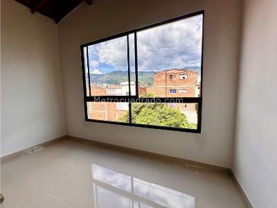 Apartamento de 3 alcobas en venta en Envigado Centro, Envigado, 80 m² · foto 5 de 13