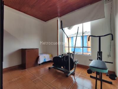 Casa en venta en Fontibon, Bogotá · foto 4 de 10