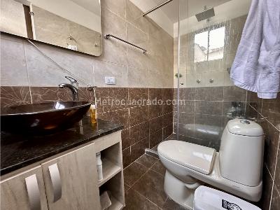 Apartamento en venta en Laureles, Medellín · foto 12 de 20