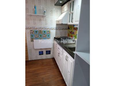 Apartamento de 3 alcobas en venta en Suba Fontanar, Bogotá, 44 m² · foto 3 de 10