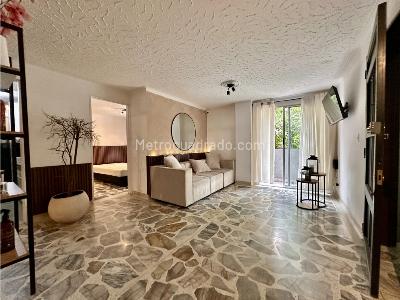 Apartamento en venta en Laureles, Medellín · foto 3 de 16