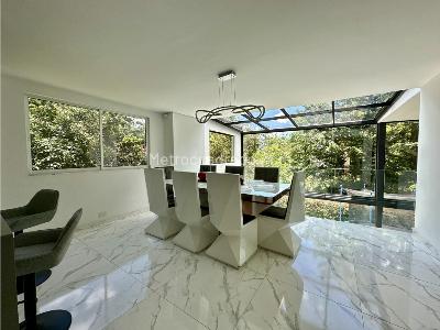 Casa de 5 alcobas en venta en El Poblado, Medellín, 431 m² · foto 6 de 20