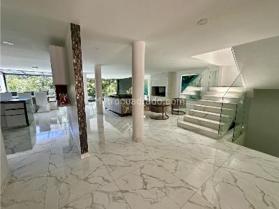 Casa de 5 alcobas en venta en El Poblado, Medellín, 431 m² · foto 10 de 20