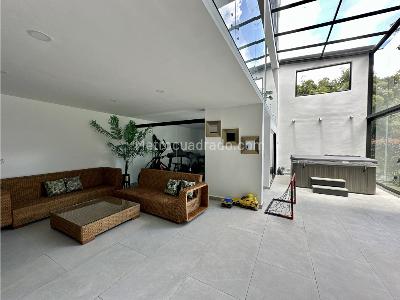 Casa de 5 alcobas en venta en El Poblado, Medellín, 431 m² · foto 12 de 20