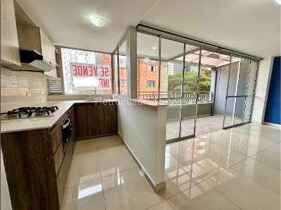 Apartamento de 3 alcobas en venta en Santa Catalina, Itagüí, 73 m² · foto 5 de 16