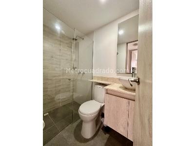 Apartamento de 3 alcobas en venta en Santa Catalina, Itagüí, 73 m² · foto 9 de 16